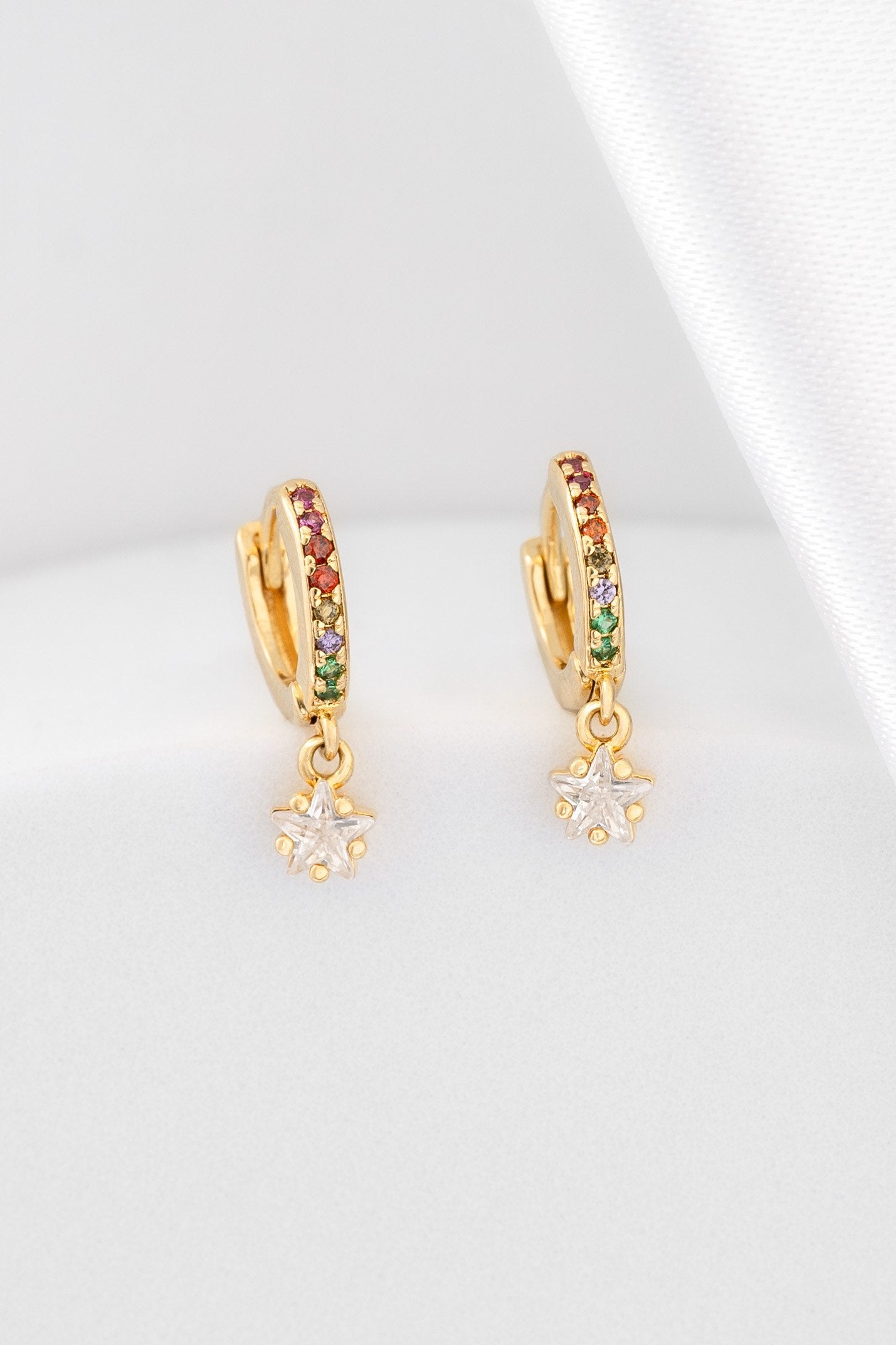 Arete Rainbow Star Oro laminado