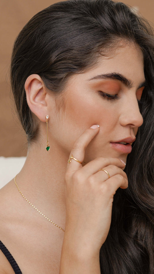 Arete L Love Oro laminado