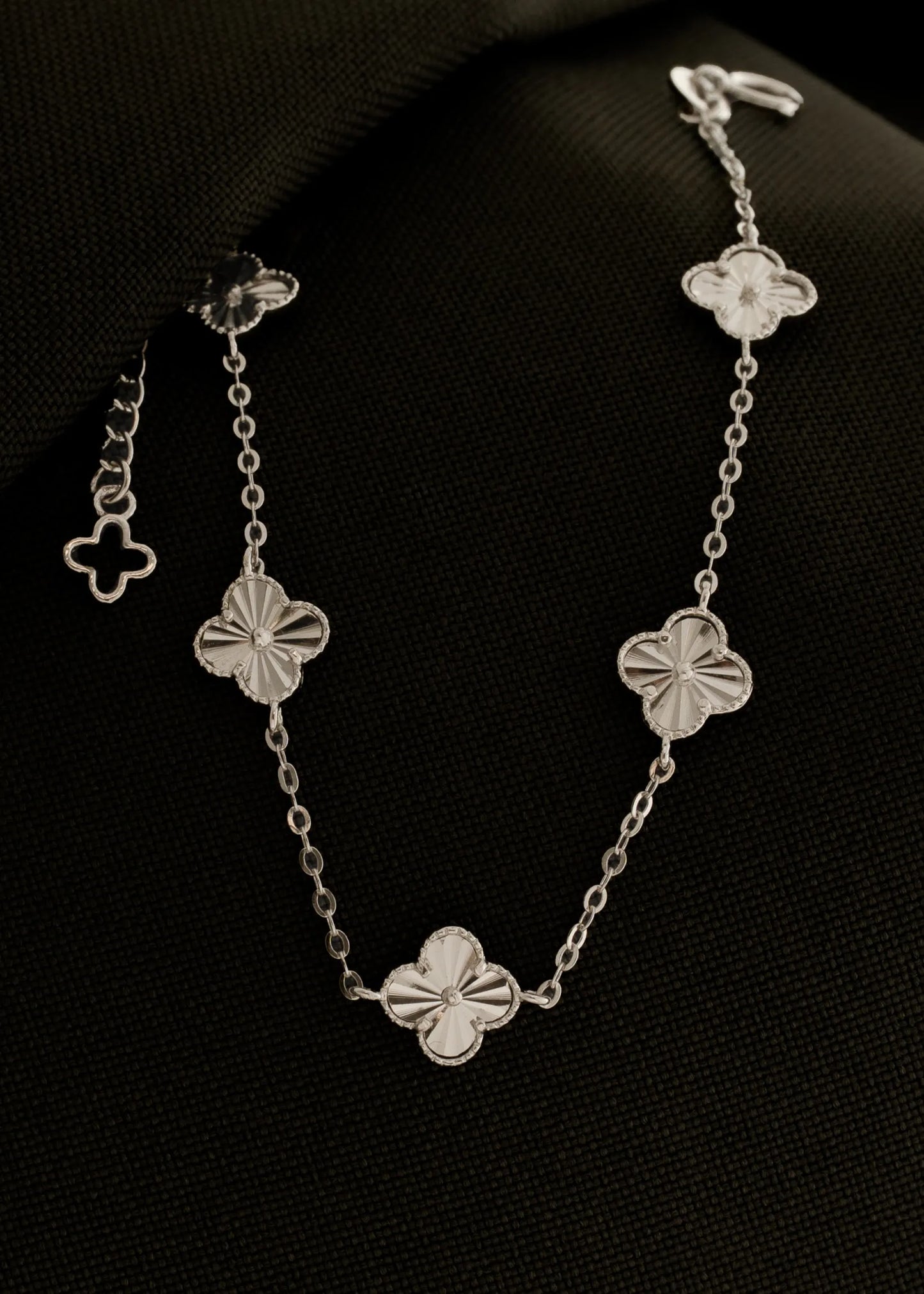 Pulsera Mini Clover 0.7mm 15cms + Ext Plata ley 925