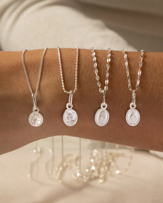 Dije Mini Virgen de Guadalupe XS 0.7cms Plata ley 925