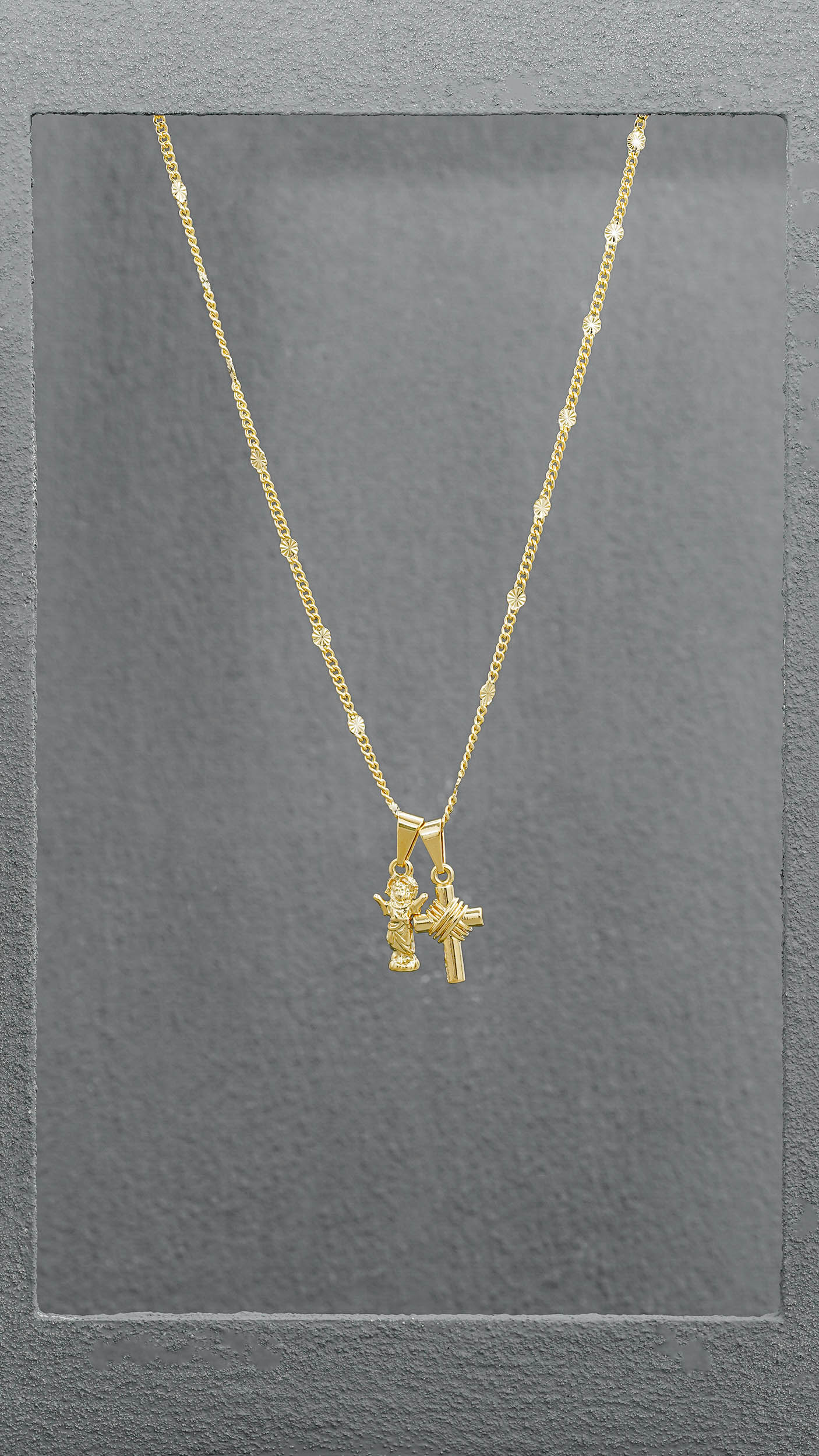Cadena Cubana Sol 65cms Oro laminado