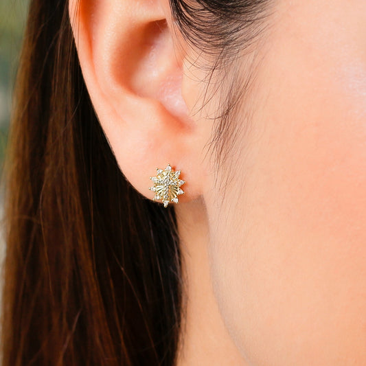 Arete Cruz Sagrada Circonias Oro laminado