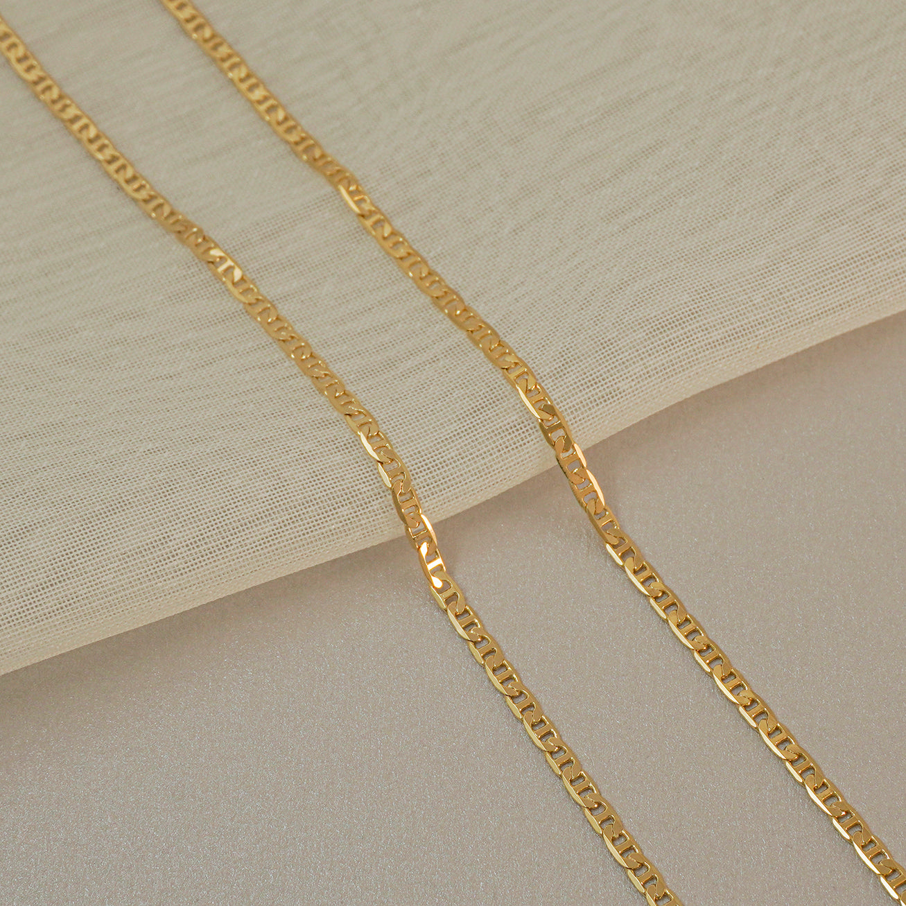 Cadena Escalera 45cms Oro laminado