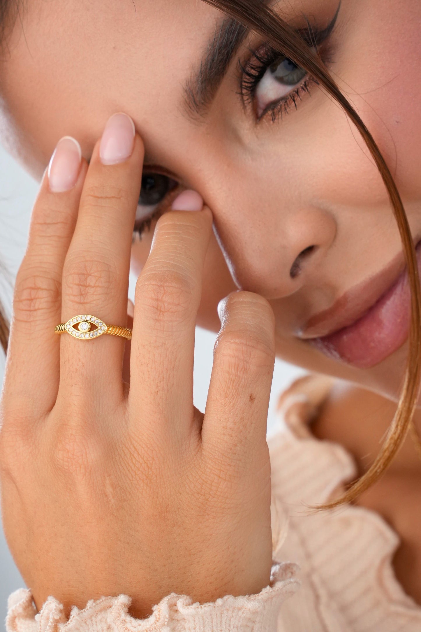Anillo Ojo Turco Ajustable Oro laminado