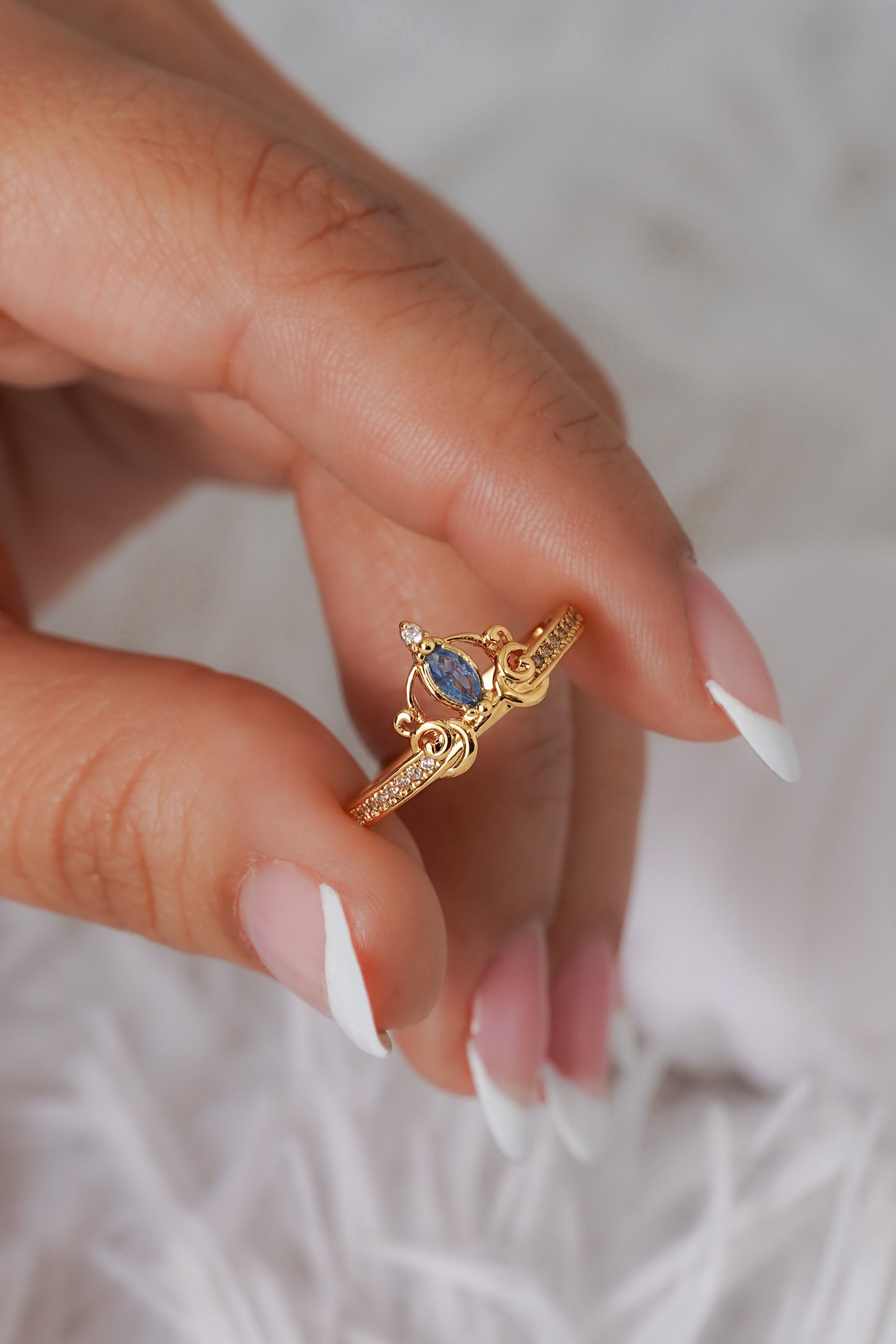 Anillo Tile Ring Ajustable + Empaque Oro laminado