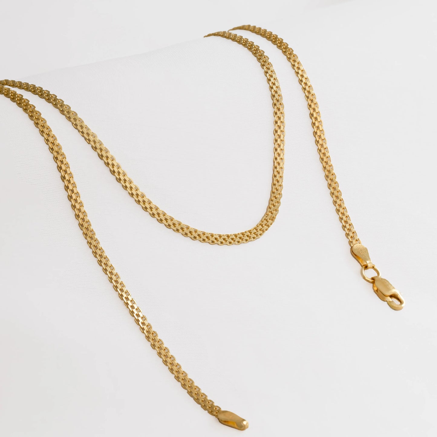 Cadena China IT 3mm 65cms Oro laminado
