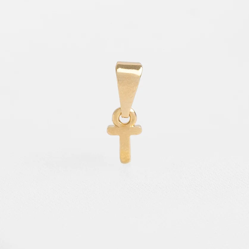 Dije Letra Oro laminado