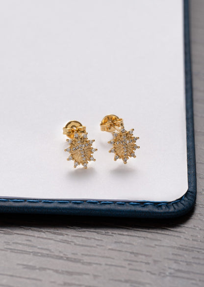 Arete Cruz Sagrada Circonias Oro laminado